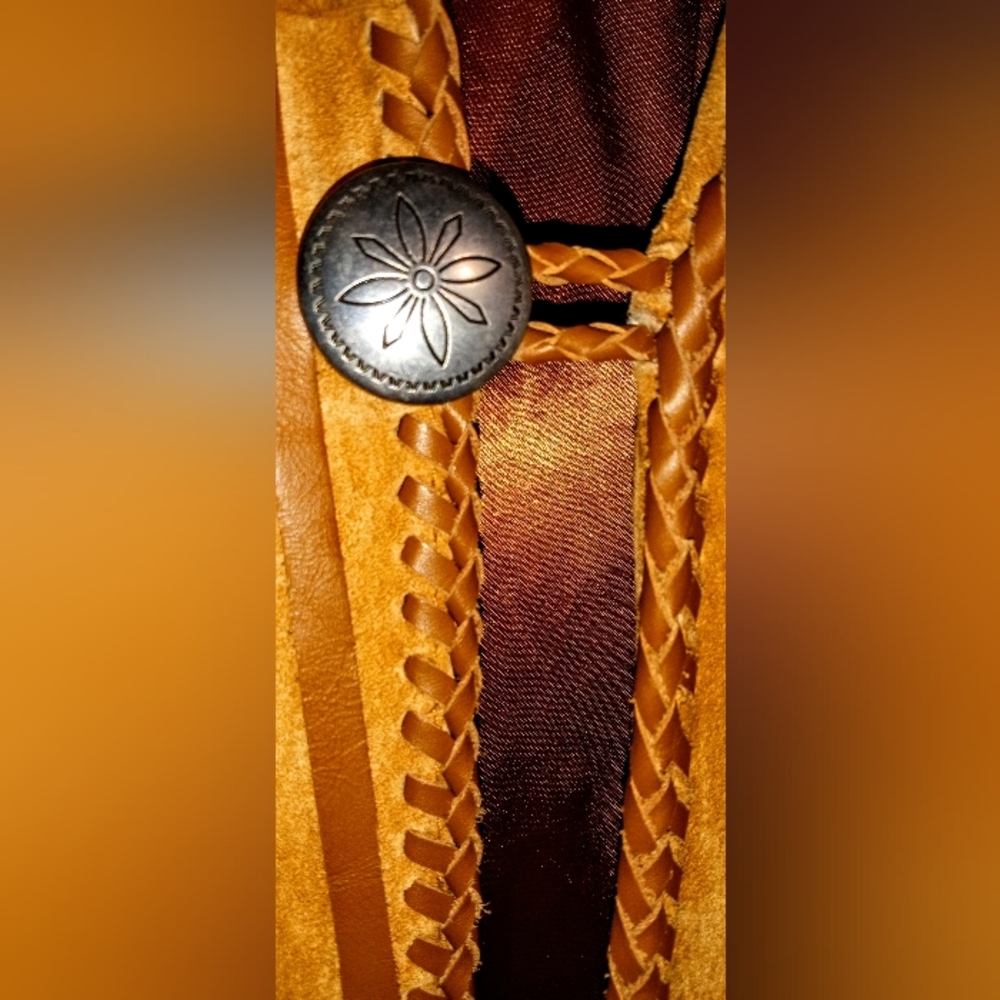 Scully Handlaced Buck Suede Coat - Picture 5 of 7